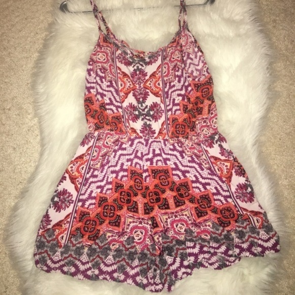 Angie Pants - Angie Boho Tribal Romper sz Large NEW🎉HP🎉